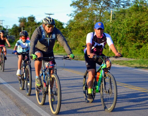 Gente-en-bicicleta